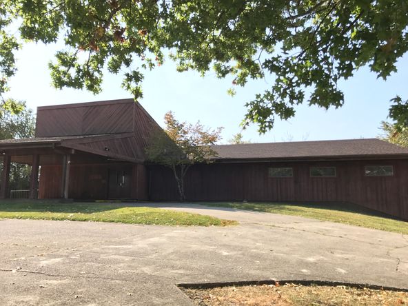 300 Kings Daughters Dr, Frankfort, KY 40601
